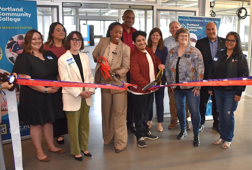 PCC unveils state-of-the-art teaching cleanroom at Willow Creek